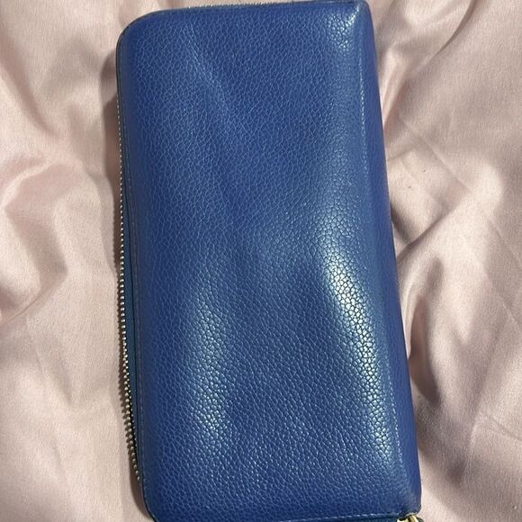 Authentic Prada Wallet - Picture 3 of 5